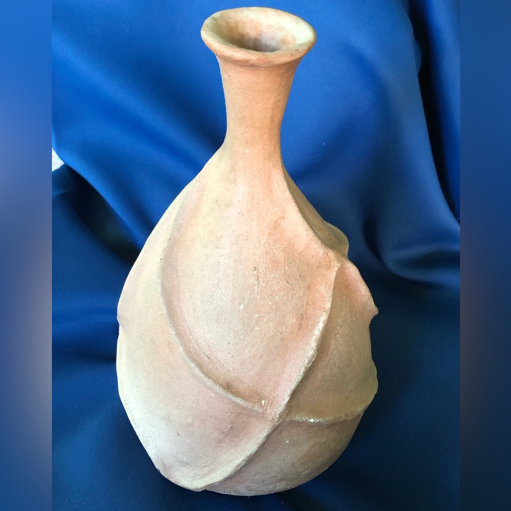 RARE MCM Brutalist Vase - Picture 3 of 4